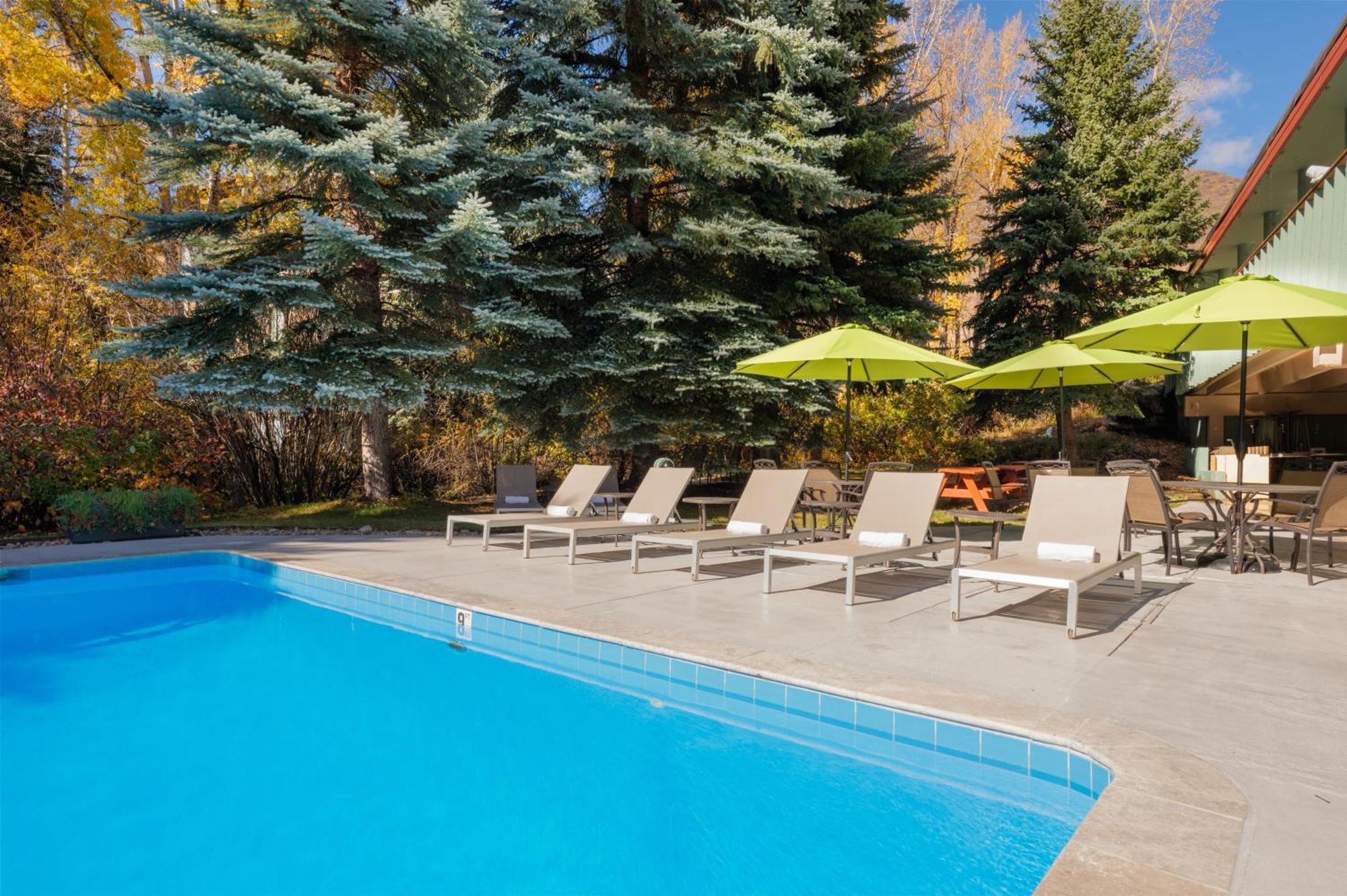 Evergreen Lodge At Vail Esterno foto